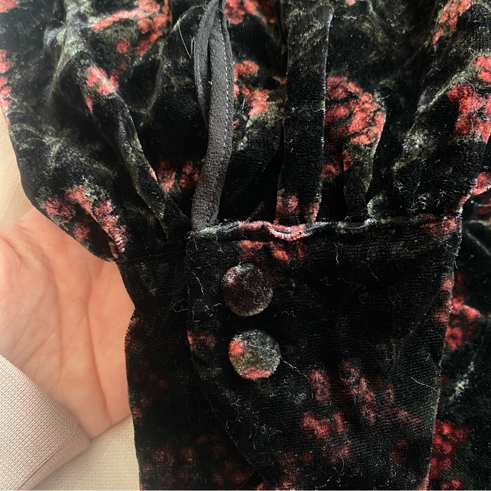 Zara Printed Velvet Blouse - Picture 2 of 4
